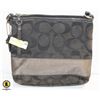 Image 1 : AUTHENTIC COACH FABRIC PURSE