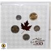 Image 2 : 2019 O'CANADA GIFT SET SPECIAL LOONIE