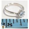 Image 1 : 30-0.75 CT CUBIC ZIRCONIA SOLITAIRE RING SIZE 6