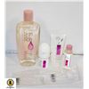 Image 1 : FLAT OF 4 NEW AVON SKIN SO SOFT PRODUCTS