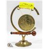 Image 1 : VINTAGE BRASS ETCHED GONG WITH WOODEN MALLET