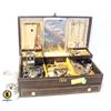 Image 1 : ESTATE JEWELRY BOX FULL OF ESTATE