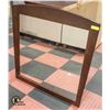 Image 2 : WOODEN 4 DRAWER VANITY WITH MIRROR