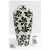 Image 1 : 22 INCH BLACK AND WHITE CERAMIC VASE