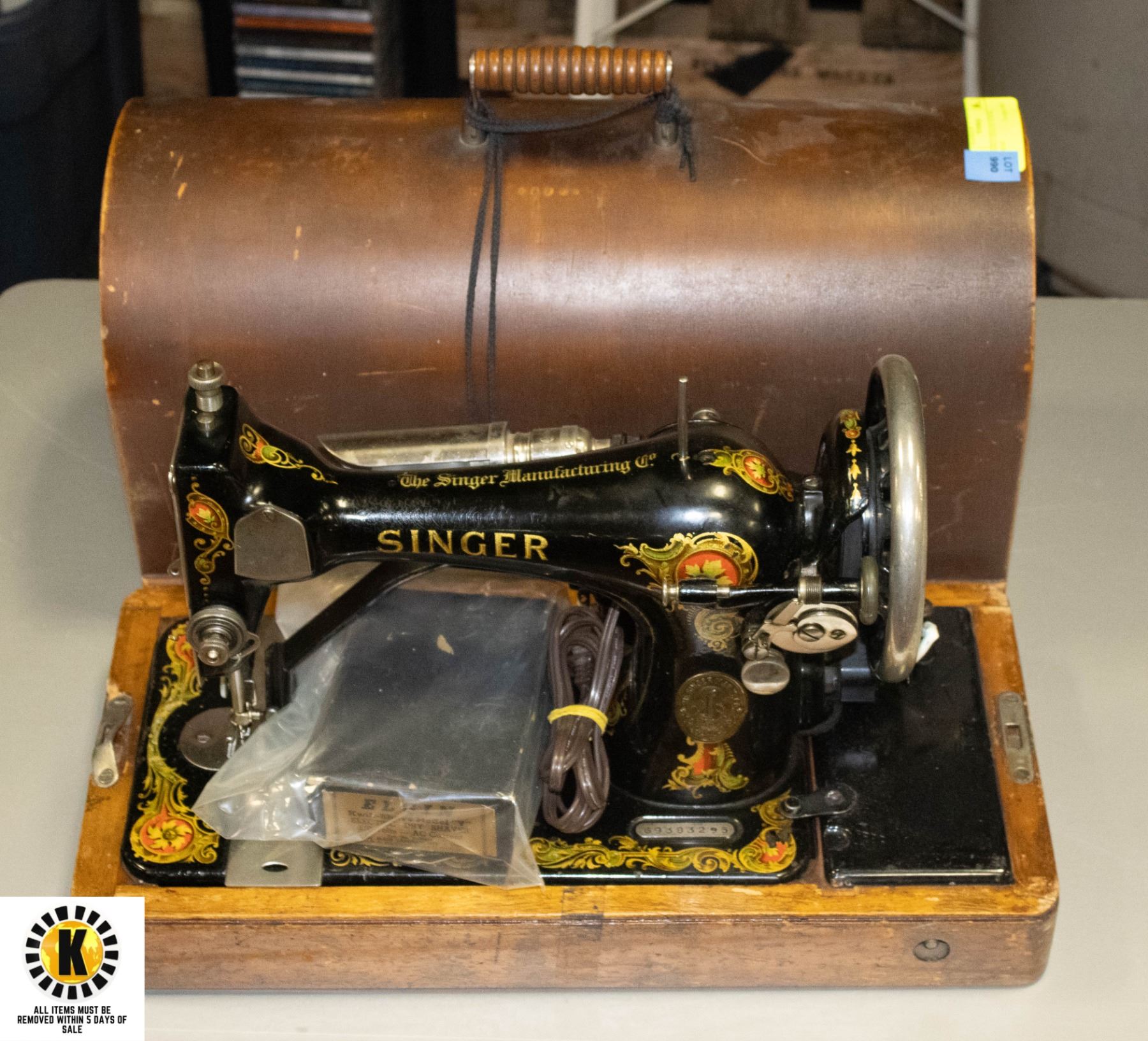 Portable Singer Sewing Machine Essentials Portable Singer Sewing Machine Essentials