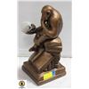 Image 1 : 14" DARWIN STATUE CHIMP WITH SKULL HEAVY