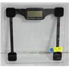 Image 1 : 330LB CAPACITY BATHROOM SCALE