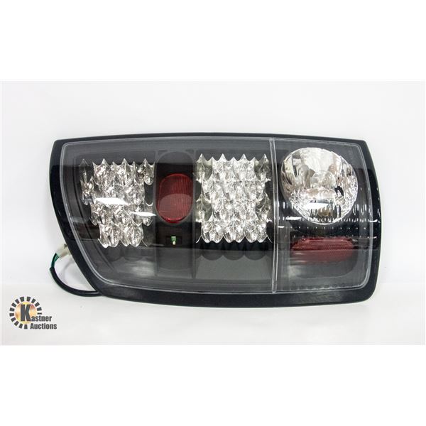 2002-2005 DODGE RAM DSIDE LED TAILIGHT