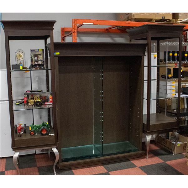 LARGE 3 PIECE DISPLAY UNIT 107" X 25" X 84"