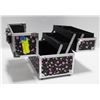 Image 1 : TWO TIER MAKEUP/ JEWELRY TRAIN CASE