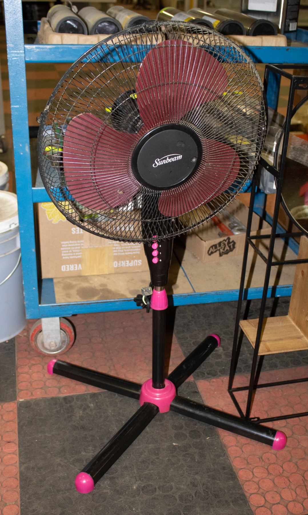Sunbeam Table Fans 3 SPEED SUNBEAM OSCILLATING FAN