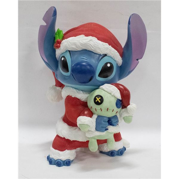 DISNEY SHOWCASE COLLECTION BIG FIG SANTA STITCH