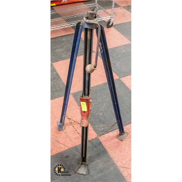 ADJUSTABLE SPECIALTY TRIPOD