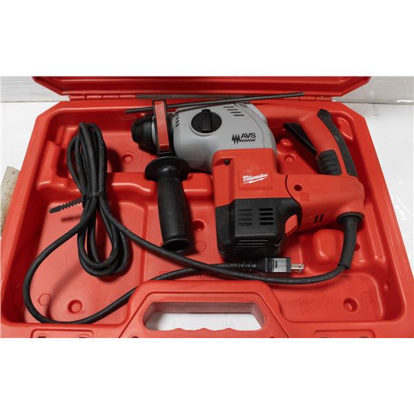 MILWAUKEE 1" COMPACT SDS ROTARY HAMMER HEAVY-DUTY
