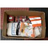 Image 1 : BOX OF MISC SAFETY EQUIPMENT