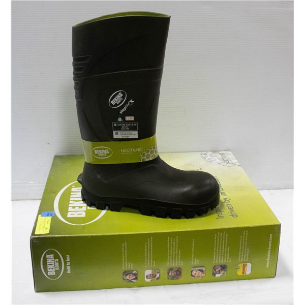 NEW SIZE 14 COMPOSITE BOOTS