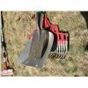 Image 2 : BUNDLE OF SHOVELS & RAKE