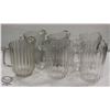 Image 1 : LOT OF 6 ASSORTED 60 OZ. POLY PITCHERS