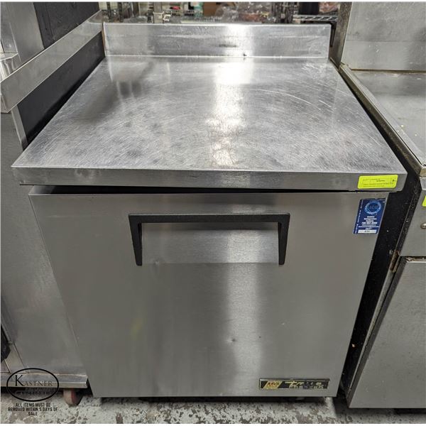 TRUE SINGLE DOOR WORK TOP FREEZER ON CASTERS