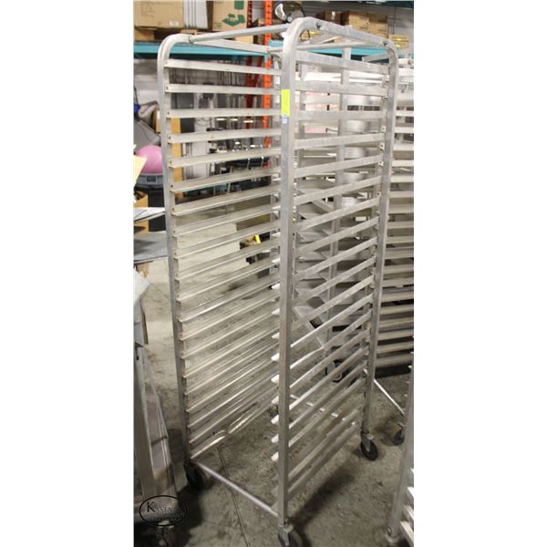 ALUMINUM BAKERS RACK APROX 20 X 26 X 68 Aluminum bakers rack aprox 20 x 26 x 68