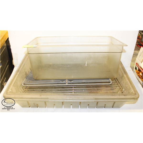 3 PLASTIC BINS WITH 3 COOLING RACKS