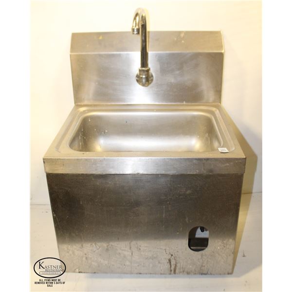 S/S WALLMOUNT HAND SINK 17" X 16" X 22"