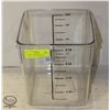 Image 1 : 8 QUART RUBBERMAID DRY STORAGE BIN *MISSING LID*