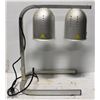 Image 1 : AVANTCO TWO BULB ADJUSTABLE INFRARED HEAT LAMP