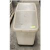 Image 1 : CAMBRO 27G DRY INGREDIENT BIN ON CASTERS