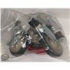 Image 1 : 1 SET OF 4 CASTERS - NEW