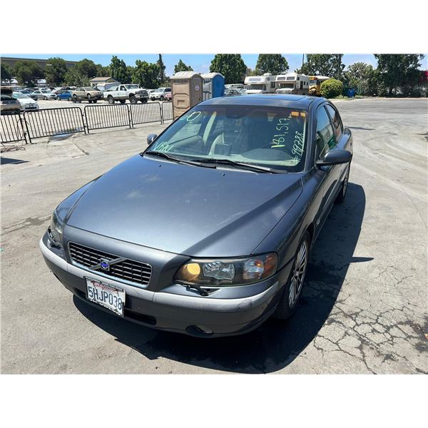2004 Volvo S60 2.5T