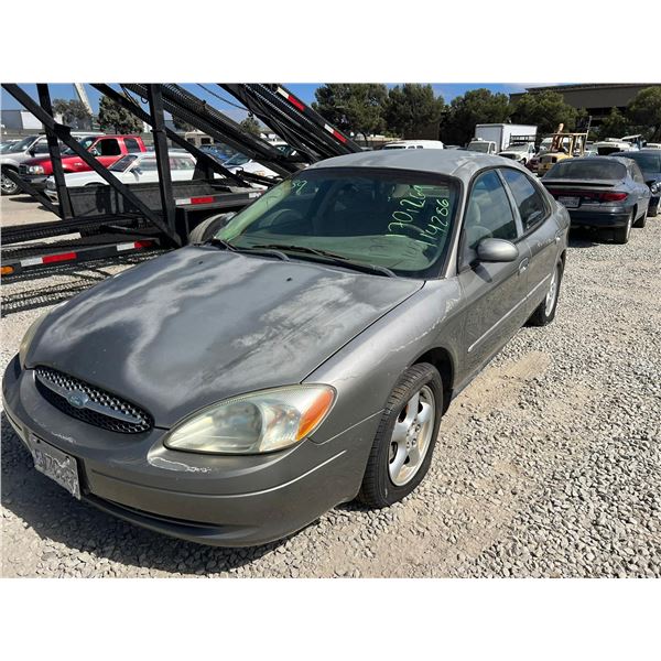 2003 Ford Taurus SES