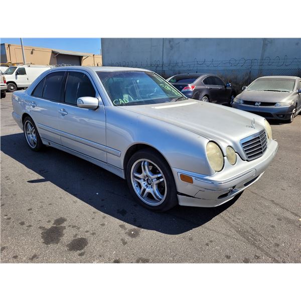 2002 Mercedes-Benz E-Class E 320