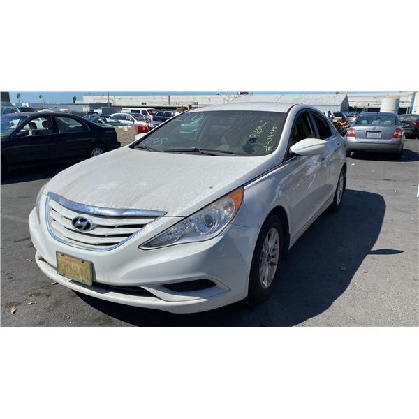 2012 Hyundai SONATA GLS