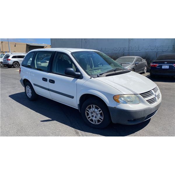 2005 Dodge Caravan SE
