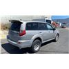 Image 3 : 2004 Isuzu Axiom S