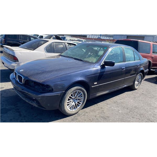 2001 BMW 5 Series 530i