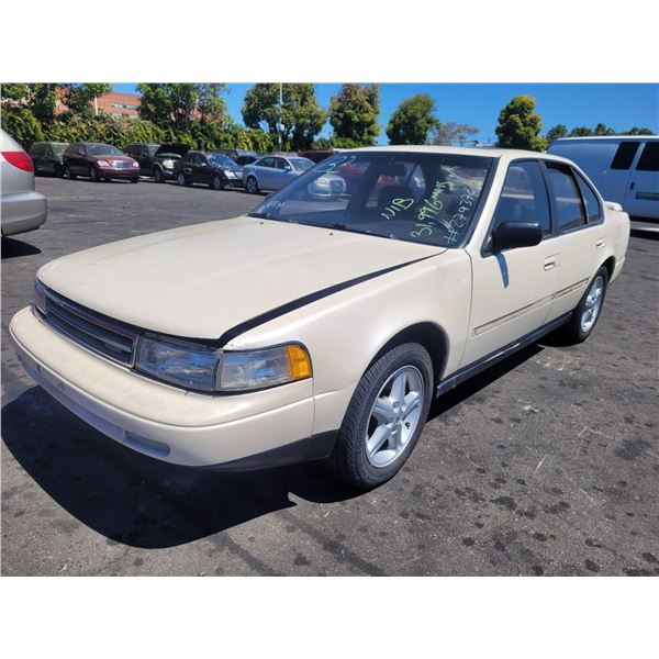 1989 Nissan Maxima GXE