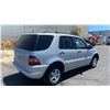 Image 2 : 2000 Mercedes-Benz M-Class ML 320