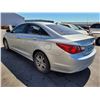 Image 4 : 2011 Hyundai SONATA GLS