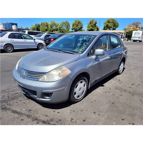 2009 Nissan Versa 1.8 S