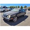 Image 1 : 2001 Mercedes-Benz E-Class E 320