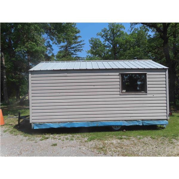 Portable Steel Framed Insulated Ice Fishing / Hunting Shack with Sheet