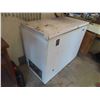 Image 2 : General Freezer Chest Freezer 35'' x 22'' x 44''