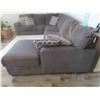 Image 5 : Sectional - Bought From Dufresne 2 Years