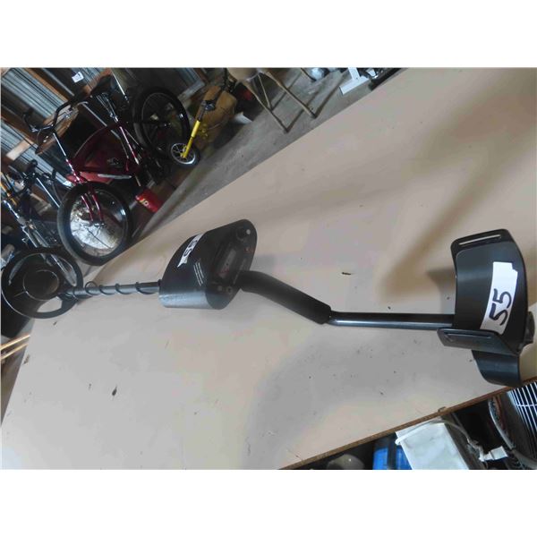 Bounty Hunter Tracker IV Metal Detector