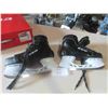Image 1 : CCM RW-300 Size 10 Skates 