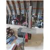Image 3 : Lee Valley 1'' Ribbon Sander with Leather Belt 