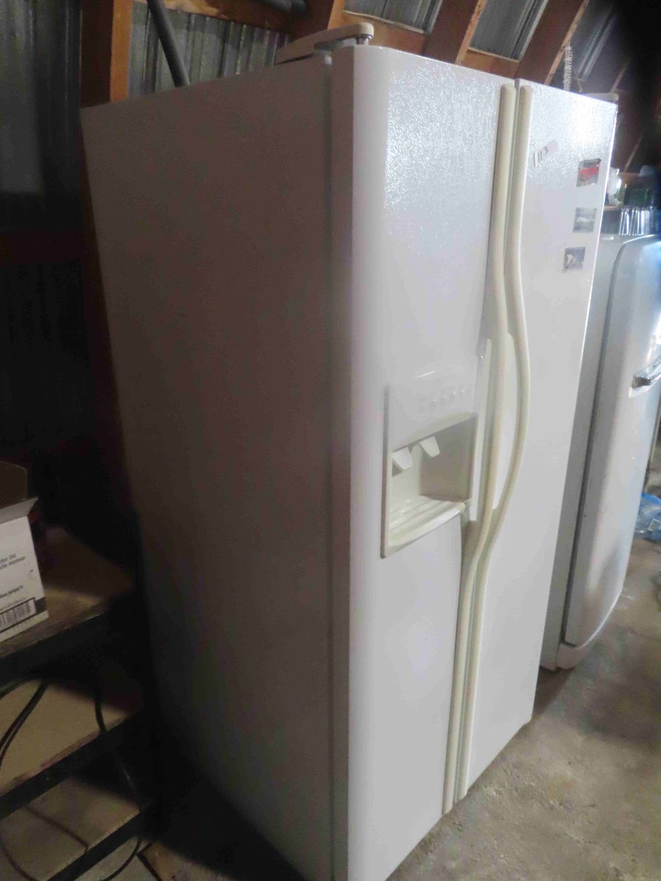 Frigidaire Gallery Side by Side Fridge and Freezer