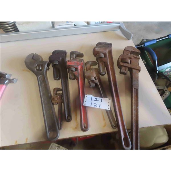 6 Pipe + Crescent Wrenches
